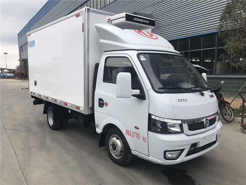 東風途逸冷藏車（廂長3.5米）
